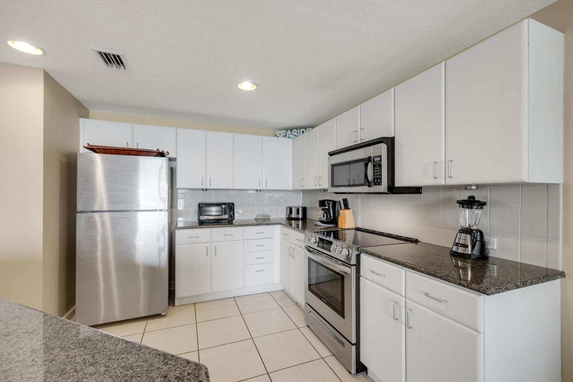 1 Bd Grand Panama 2-1002 ! Outstanding Views And Amenities! Holiday home Panama City Beach